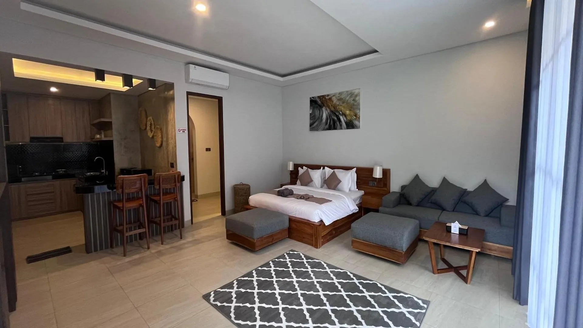 塞米亚克 Ranala Coliving酒店 3*,  印尼